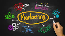 En este curso aprenderás las habilidades para crear, promover y vender productos o servicios, abarcando investigación de mercados, comprensión del consumidor, estrategias de marketing digital, gestión de marcas, y análisis de métricas para alcanzar objetivos comerciales